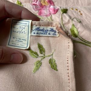 Vintage linen tablecloth and napkin set